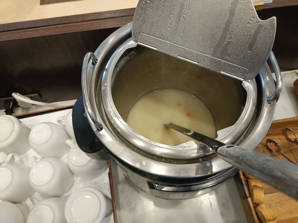 とれとれヴィレッジ　パンダヴィレッジ　とれとれ亭　朝食　モーニング　料理