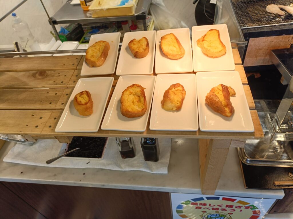 とれとれヴィレッジ　パンダヴィレッジ　とれとれ亭　朝食　モーニング　料理