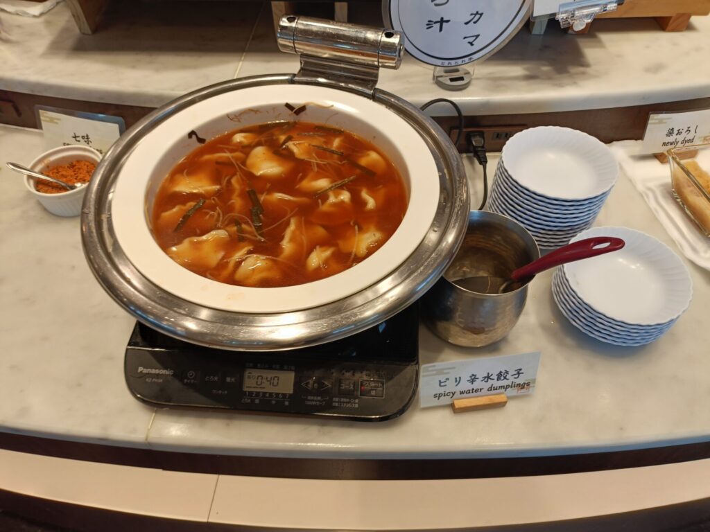 とれとれヴィレッジ　パンダヴィレッジ　とれとれ亭　朝食　モーニング　料理　水餃子