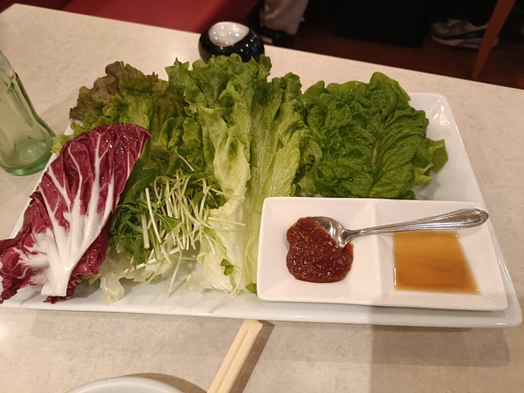 高松焼肉グルメ　焼肉丸惠（まるえ）松縄店　包み野菜セット