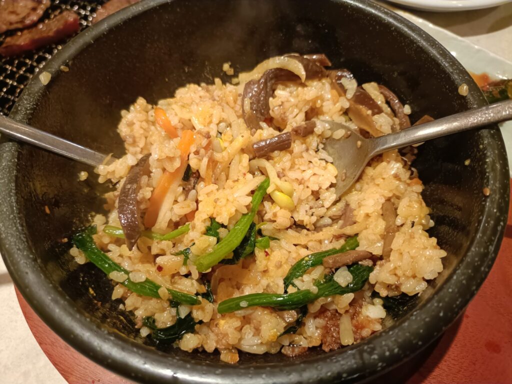 高松焼肉グルメ　焼肉丸惠（まるえ）松縄店　石焼ビビンバ