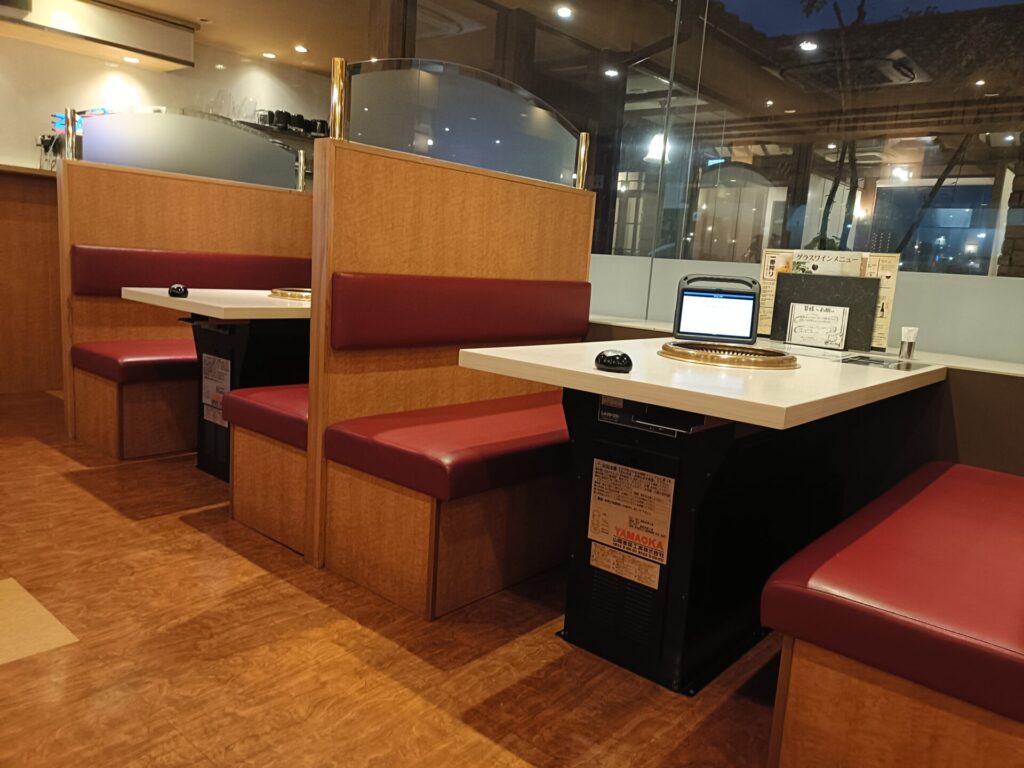 高松焼肉グルメ　焼肉丸惠（まるえ）松縄店　テーブル席　ボックス席　半個室