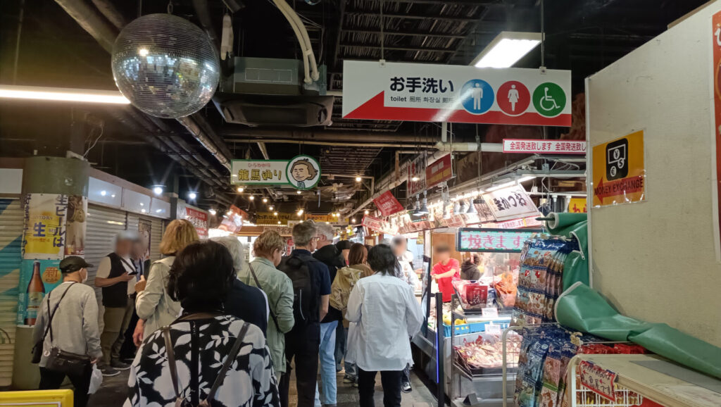 高知グルメ　ひろめ市場混雑