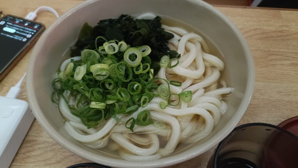 高松うどん　製麺七や西植田店　かけうどん