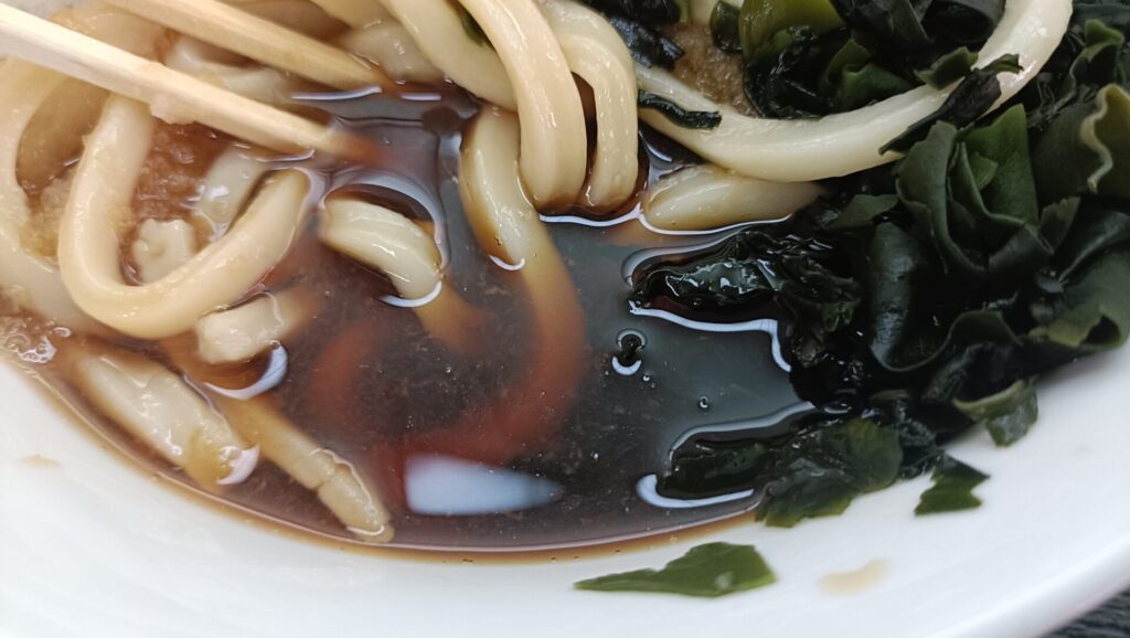 高松うどん　製麺七や西植田店　ぶっかけうどん