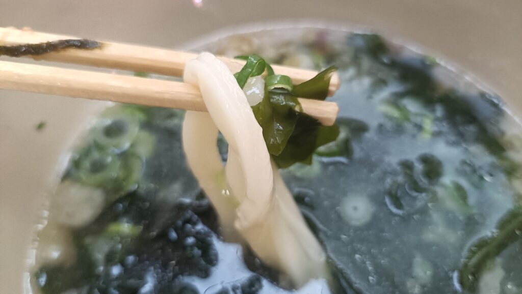 高松うどん　製麺七や西植田店