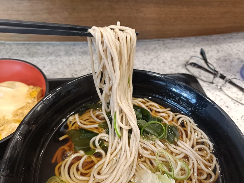浅草グルメ　名代富士そば　かけそば