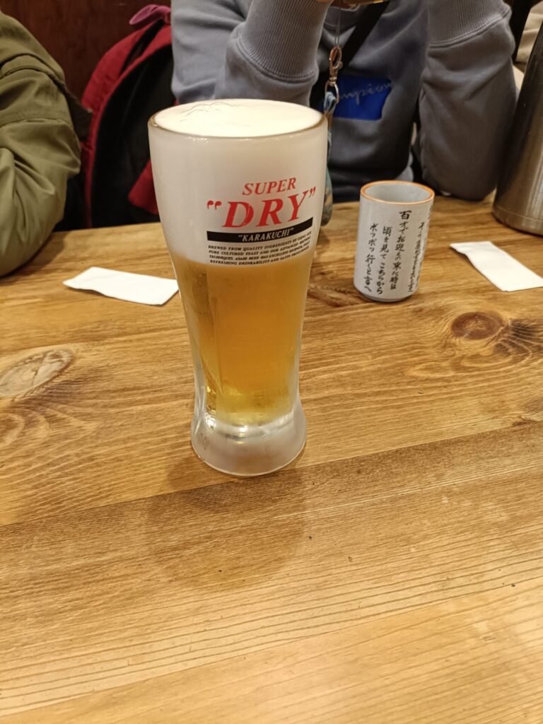 浅草和食グルメ　しんぱち食堂浅草店　ビール