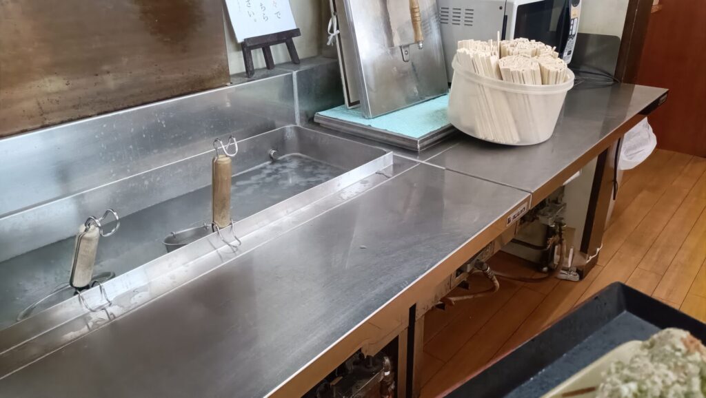 さか枝うどん春日店