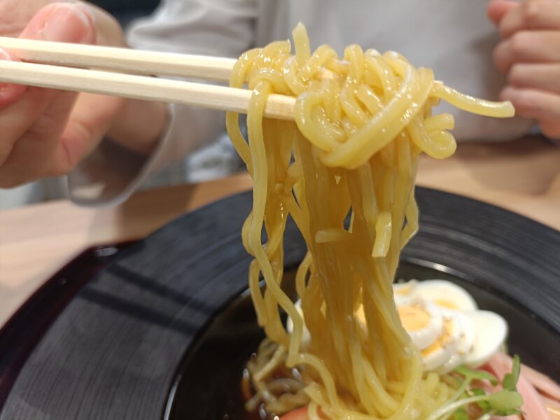 つばさ山温泉の食事処で食べた冷やし中華の麺