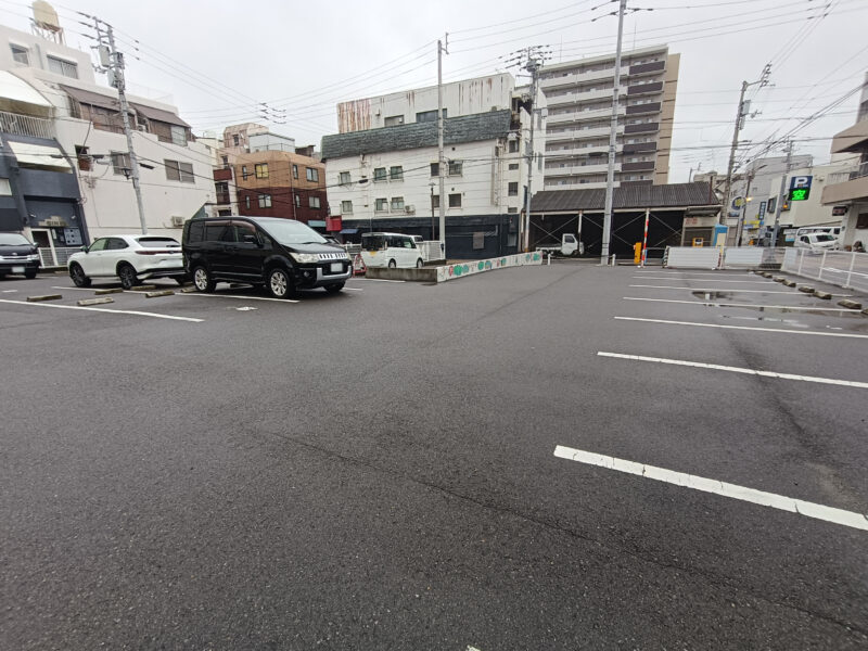 麺処綿谷高松店から徒歩2分にある、おすすめの駐車場「谷宗パーキング」