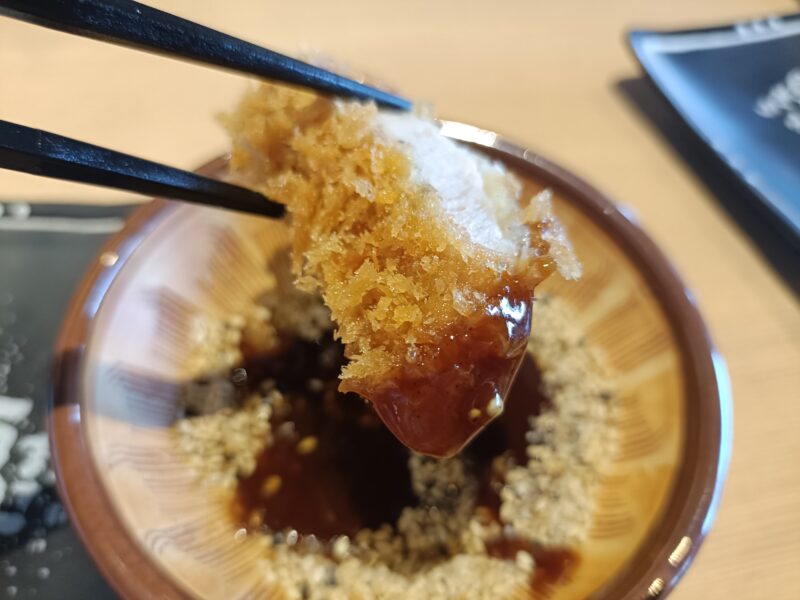 山かつ屋島店のランチからロースカツ中(120g)の美味しい食べ方