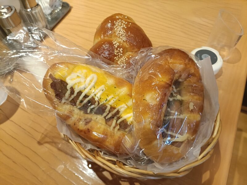 高知おすすめパン屋、ベイクショップモンブランで選んだパン