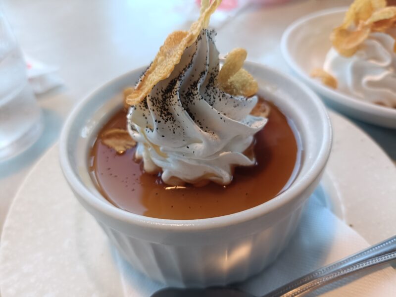 高知ステーキグルメ、やぽんすきのメニューにないほうじ茶プリン